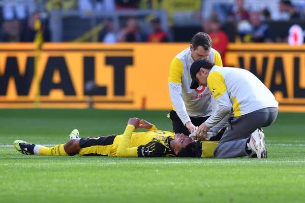 彩票网站-争顶时与柏林联合球员相撞，乔布-贝林厄姆脸上鲜血直流