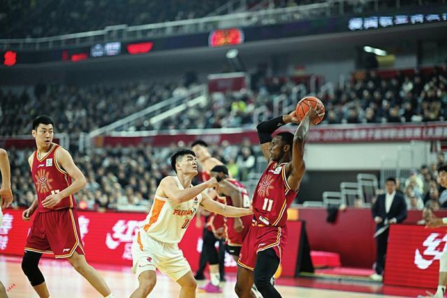 山西男篮21分大胜福建,延续连胜势头