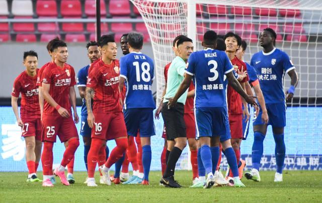 ag亚游-好久不见的火药味!汉沪战同仇敌忾 均不解“漏点”